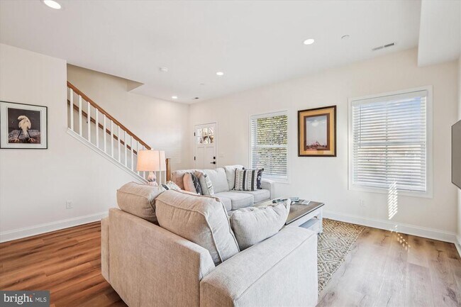 Foto del edificio - 607 North St