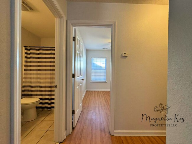 Building Photo - 1117 Stoney Falls Blvd