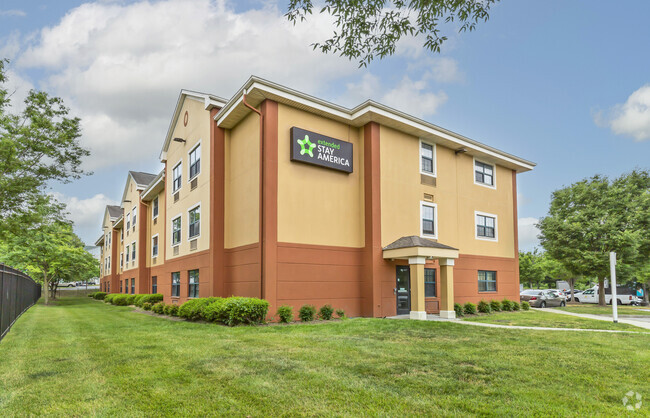 Furnished Studio-Baltimore - BWI Airport -...