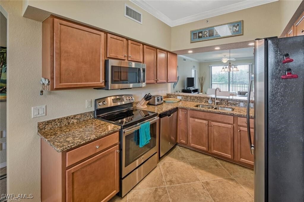 Building Photo - 9731 Acqua Ct