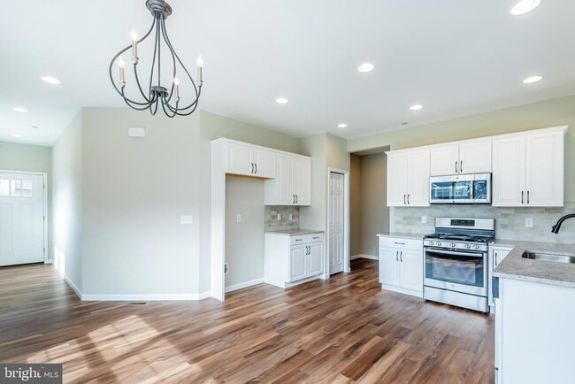 Foto del edificio - 1714 Shady Ln