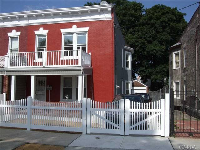 Primary Photo - 111-13 167th St