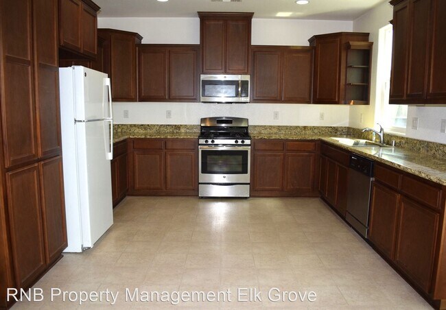 Building Photo - 5 br, 3 bath House - 8619 Forte Street