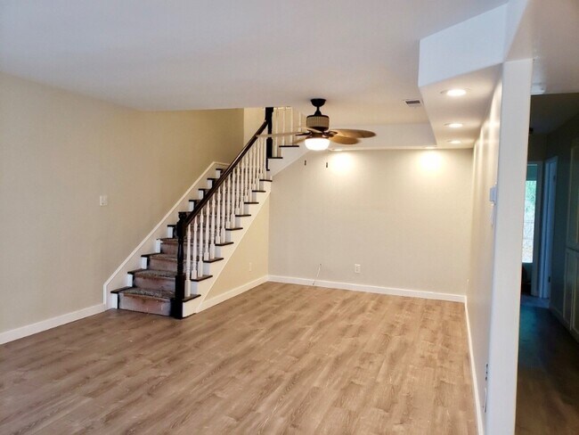 Foto del edificio - 3357 Madison St