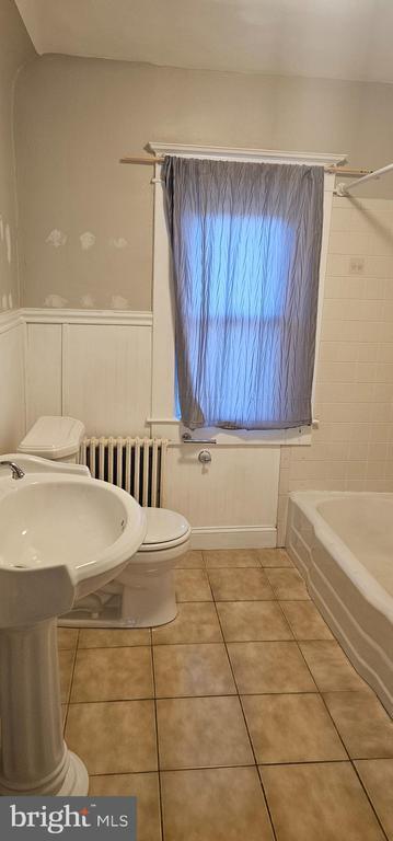 Foto del edificio - 2912 Hillcrest Ave