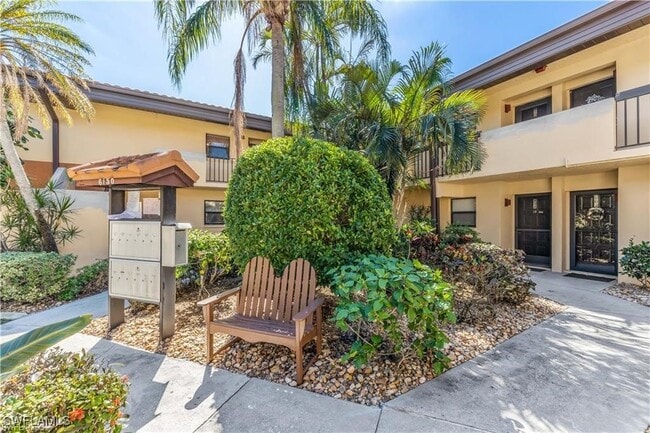 Foto del edificio - 6150 Whiskey Creek Dr