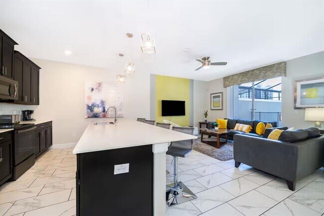 Foto del edificio - 4909 Windermere Ave