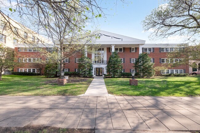 Foto del edificio - 456 Summit Ave