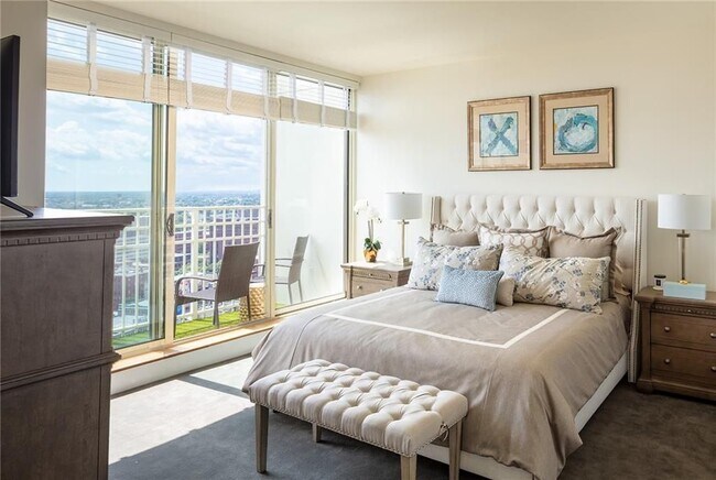 Foto del edificio - 1 W Exchange St