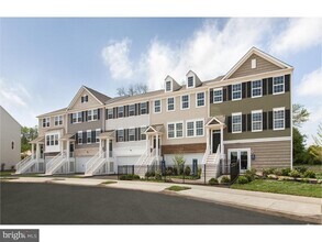 Building Photo - 134 Admiral Ln