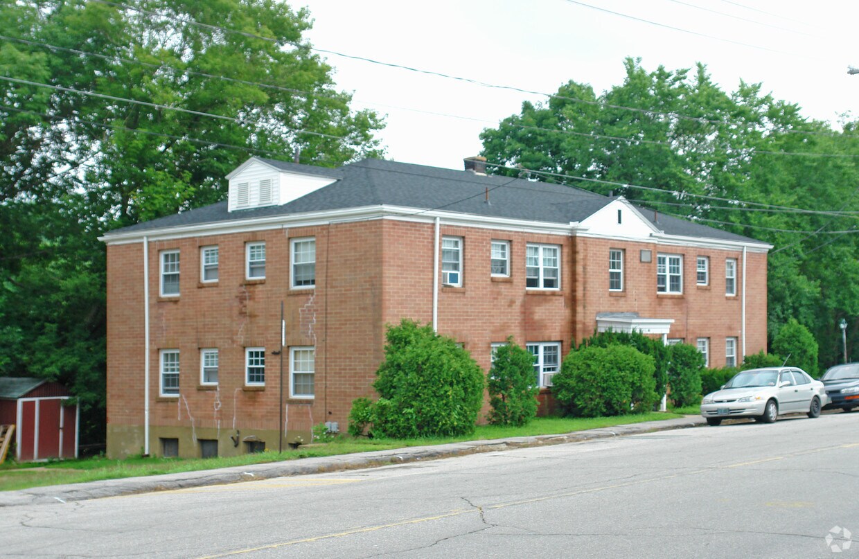 46 Main St, Somersworth, NH 03878 Apartments in Somersworth, NH