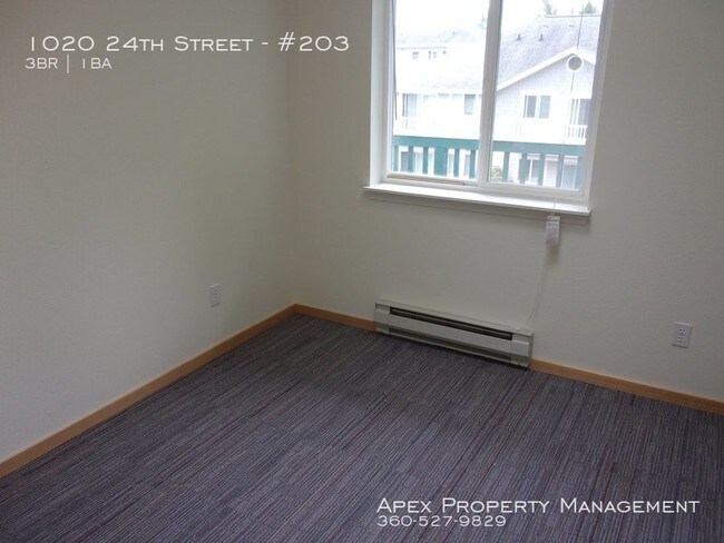 Foto del edificio - NEAR WWU - Rhododendron Apartments