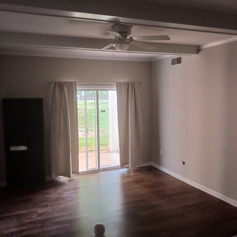 925 Cleveland St Unit 47, Greenville, SC 29601 Condo for Rent in