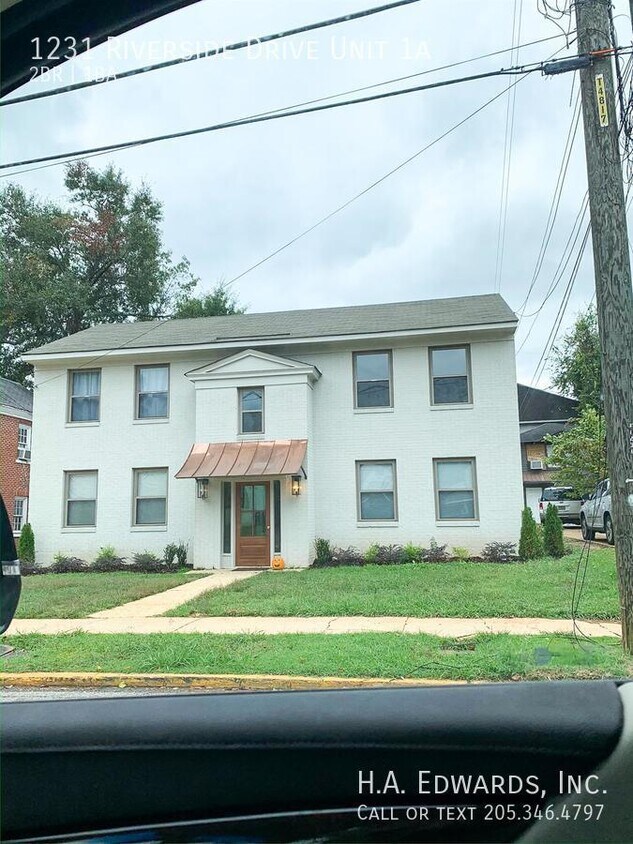 Primary Photo - 1231 Riverside Dr