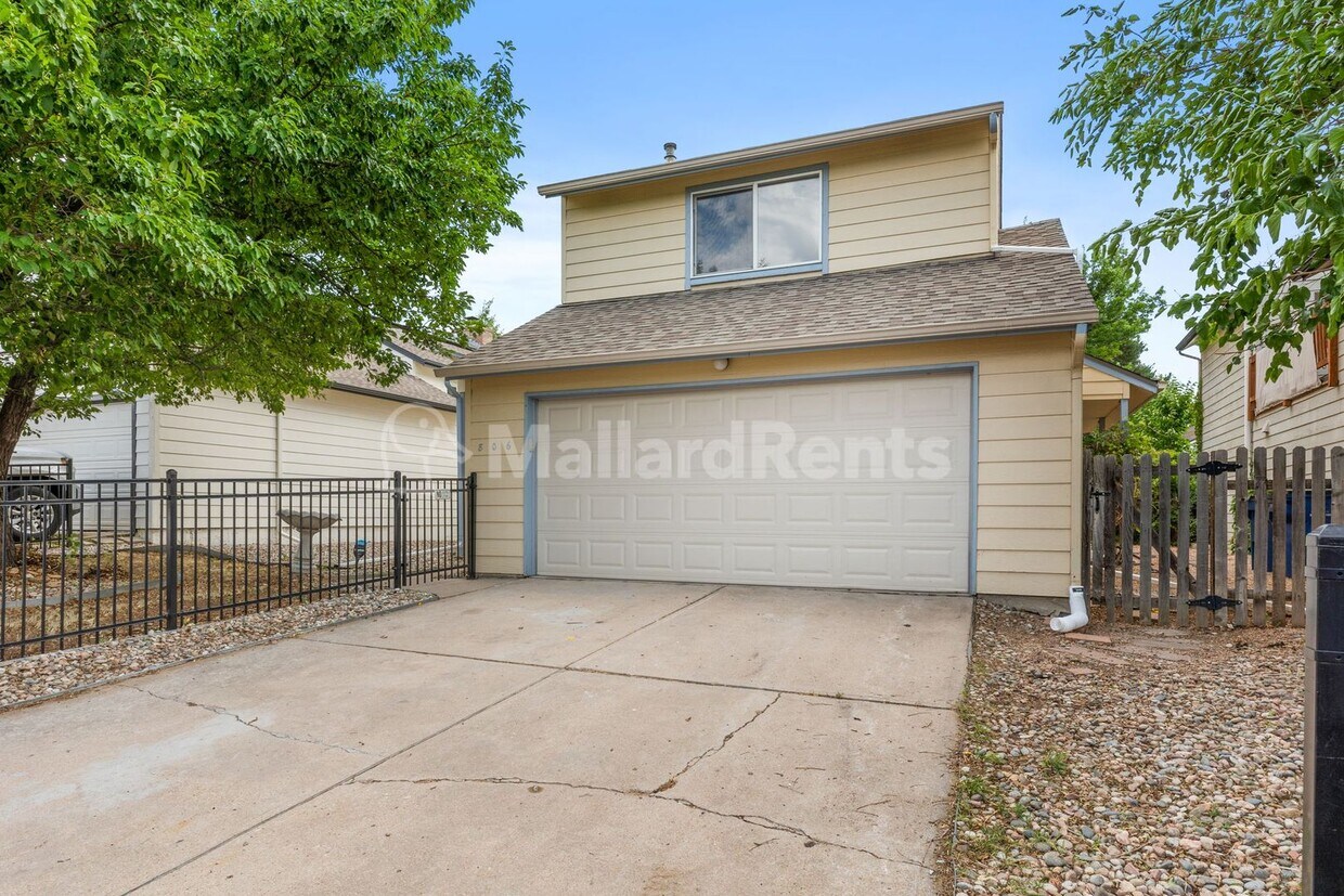 Foto principal - Move In Special $500 off August Rent!