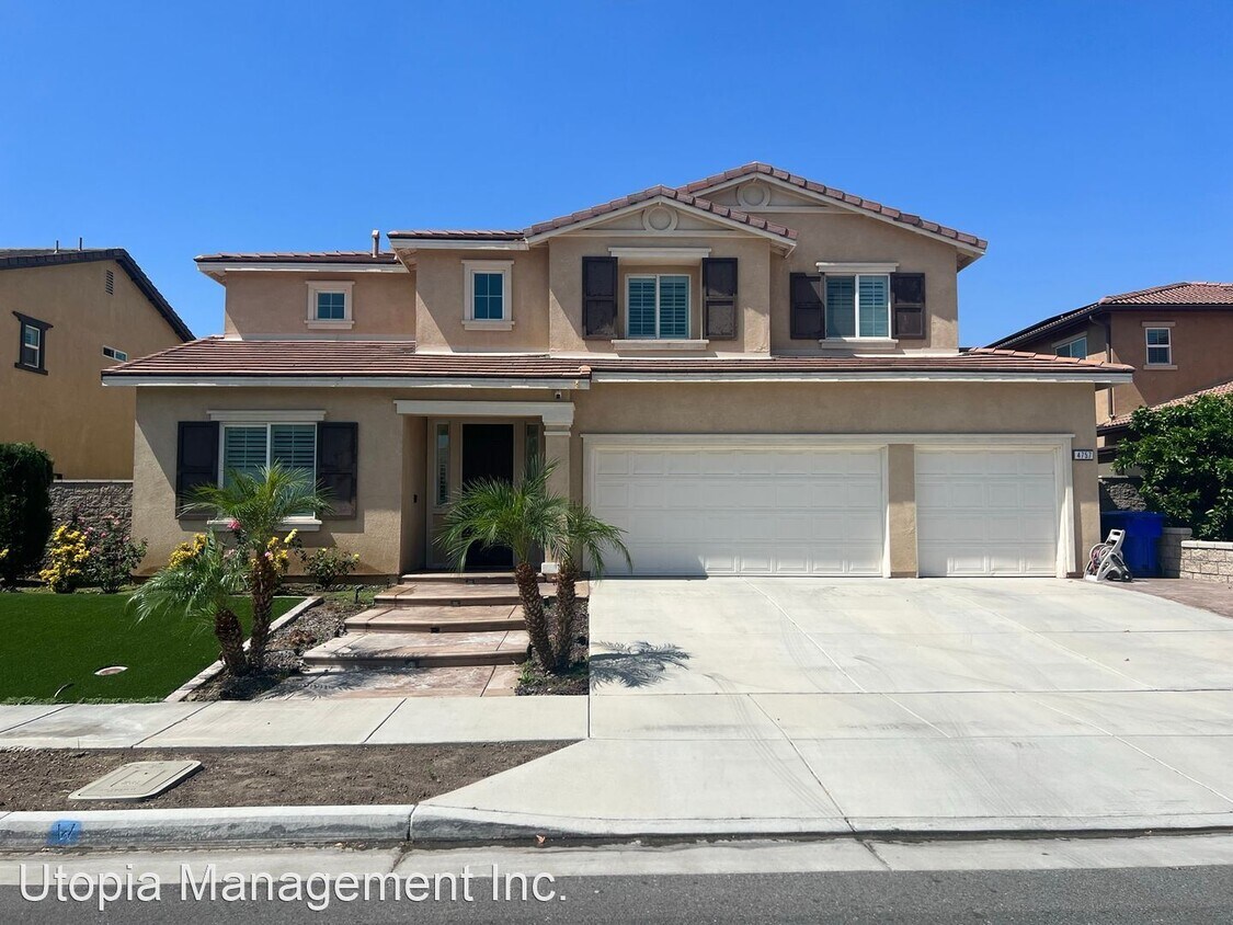 Primary Photo - 5 br, 3.5 bath House - 4757 Marrieta St