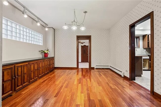 Foto del edificio - 5353 Beeler St