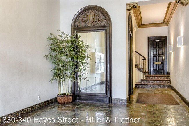 Foto del edificio - 330-340 Hayes St