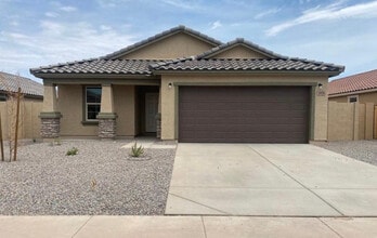 Building Photo - 816 Silvercreek Ln
