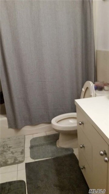 Building Photo - 157-41-157-22 22nd Ave