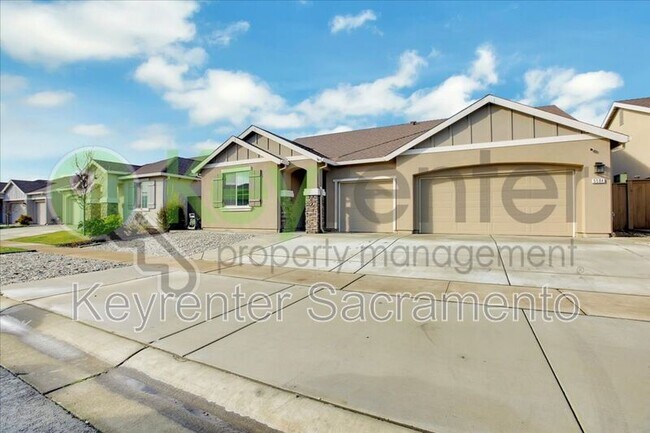 Building Photo - 5584 Harcrest Dr
