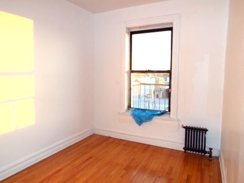Foto del edificio - 556 W 188th St
