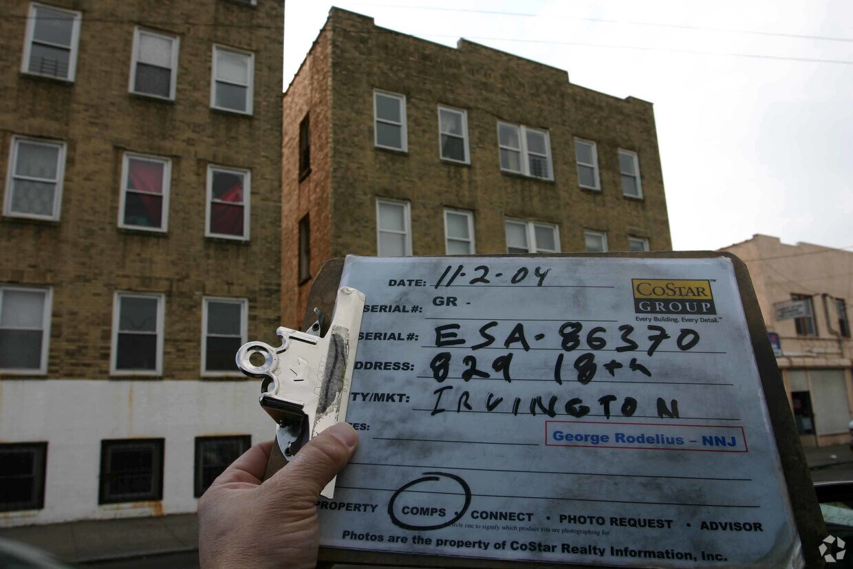 Foto del edificio - 825-829 18th Ave