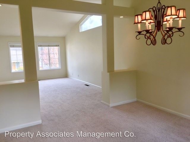 Building Photo - 3 br, 2 bath House - 151 Holbrooke Dr.