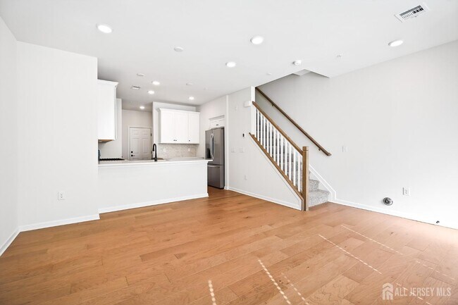 Building Photo - 507 Sadie Cir