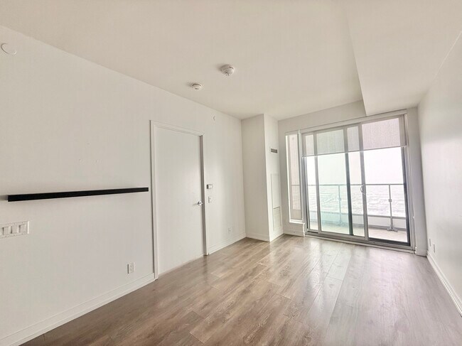 Building Photo - 2 BED - 2 BATH - CONCORD - CONDO