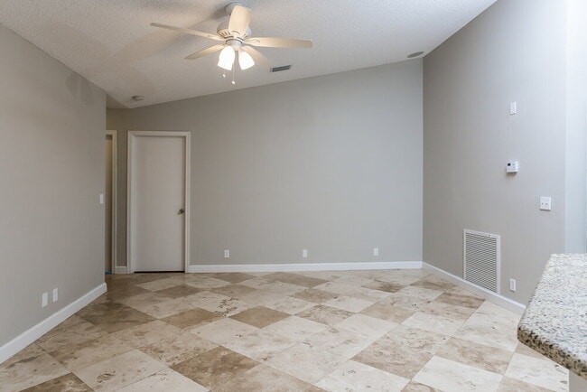 Foto del edificio - 4557 NW 51st St