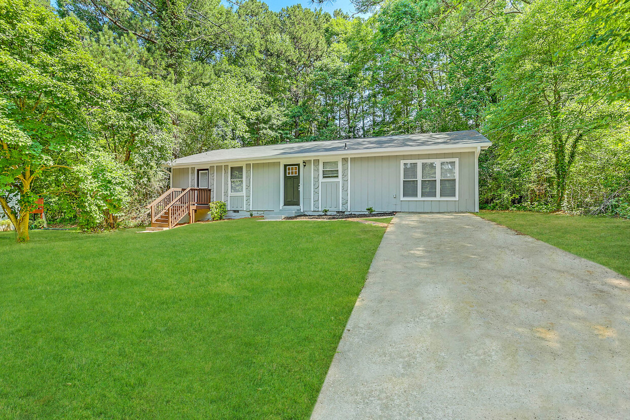 Primary Photo - 2929 Stratford Mill Rd