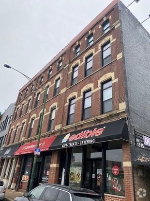 Building Photo - 2362 N Clybourn Ave
