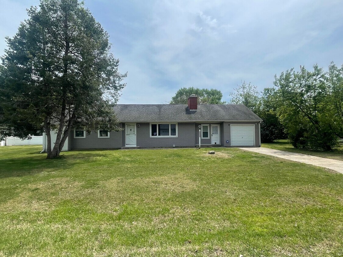 Foto principal - Sandy Brae Single Family Home