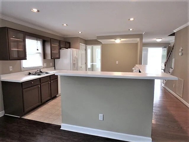 Building Photo - 4496 Willow Lake Rd