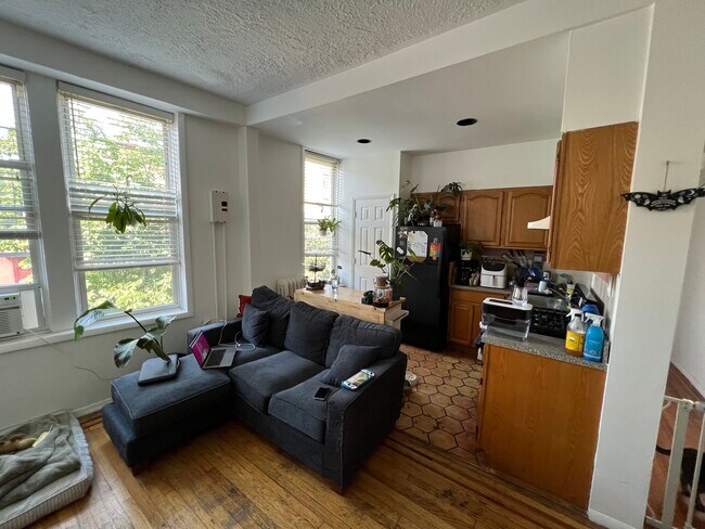 Cocina/living/Dining - 485 Prospect Ave
