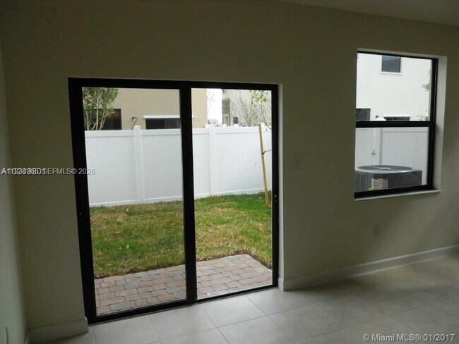 Foto del edificio - 9363 W 33rd Ln