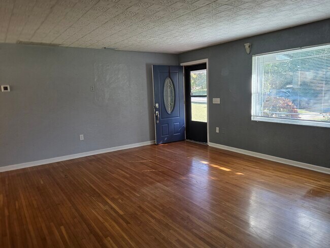 Building Photo - Buena Vista - Debary