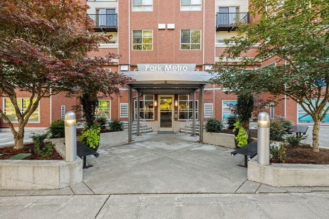 Building Photo - Park Metro