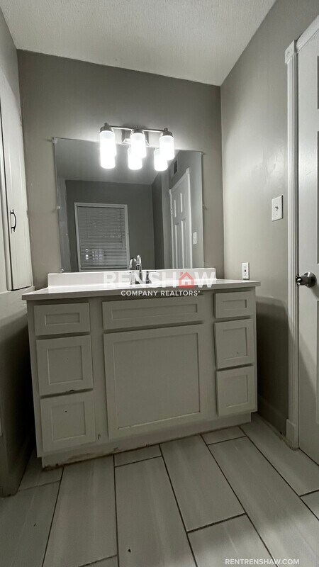 Foto del edificio - 2173 Blueridge Cove