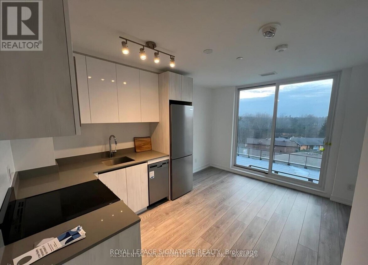 Photo principale - 3100-3100 Keele St