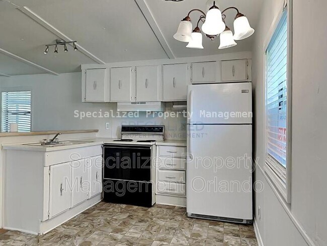 Foto del edificio - 804 Weeping Willow Ave