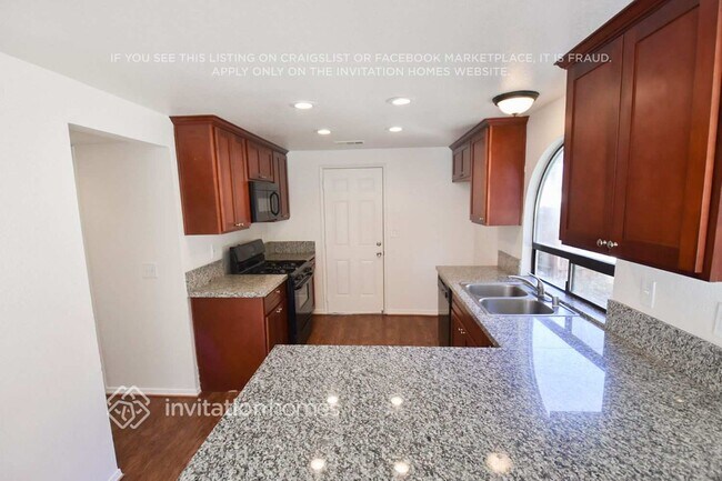 Foto del edificio - 3032 Danehurst Ct