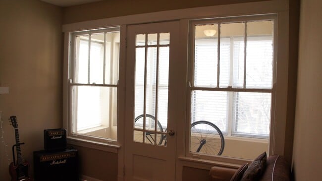 Building Photo - 3445 W Schubert Ave