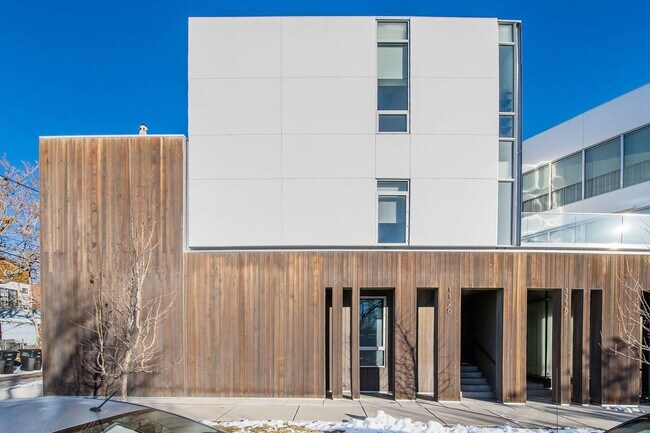 Foto del edificio - Modern 3 BDR LoHi Townhome