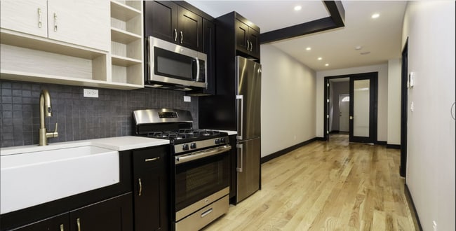 Foto del edificio - 1722 Greene Ave