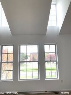 Building Photo - 15665 Stone Crossing Dr