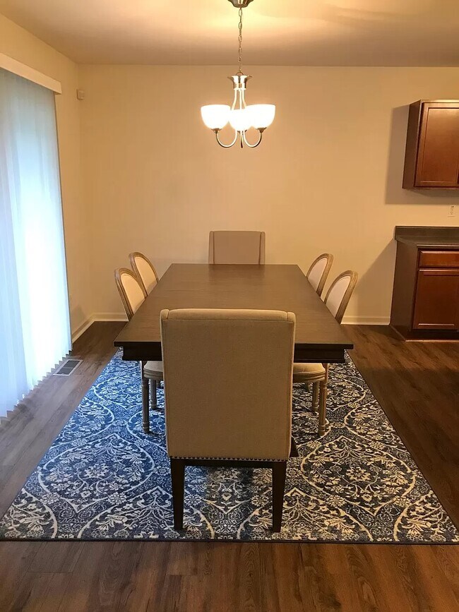 Foto del edificio - 107 San Marino Pkwy