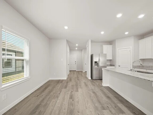 Building Photo - 11963 Wisteria Mdws Dr