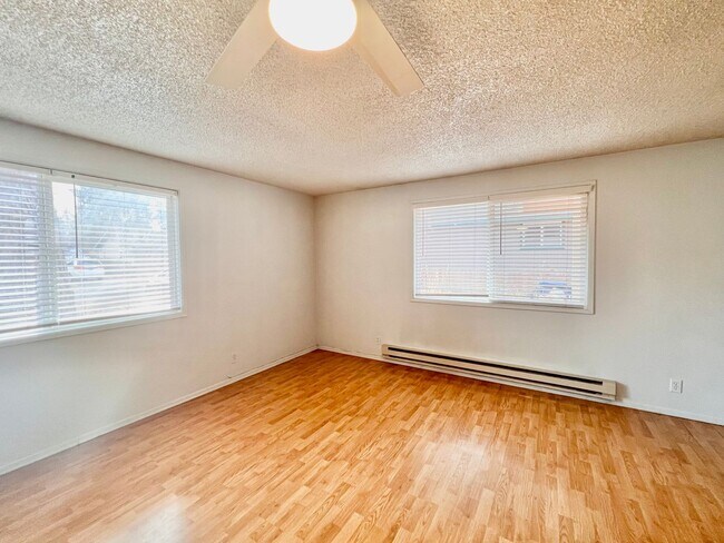 Foto del edificio - 3/1 Prime Location, Bend! *$500 MOVE IN SP...